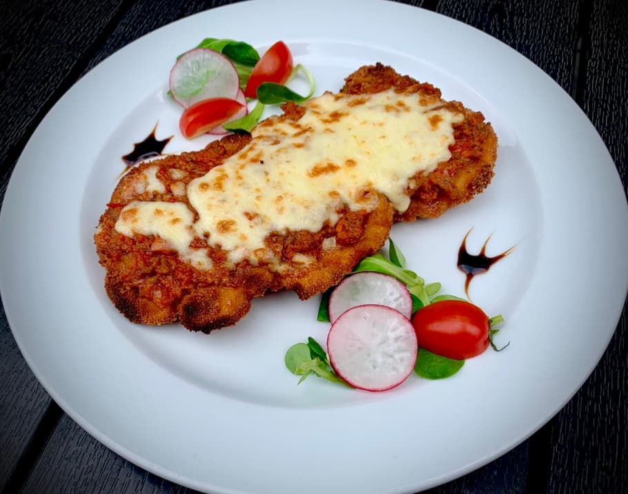 Piept de pui Bolognese